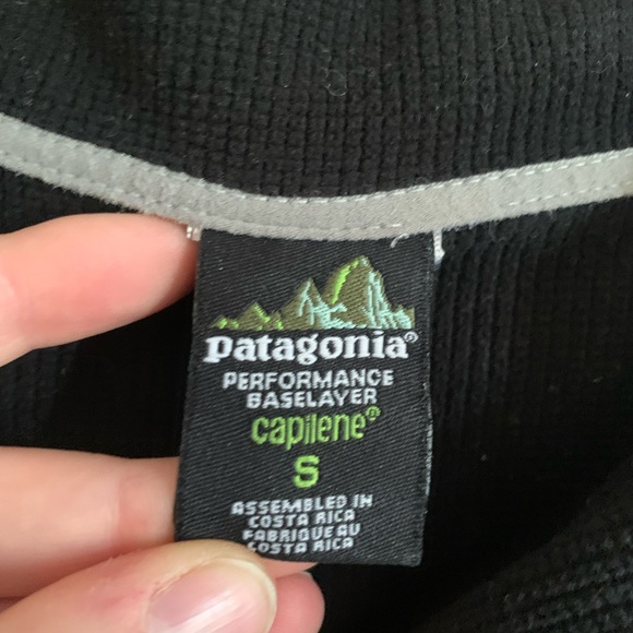 Patagonia Black Performance Baselayer Capilene Quarter Zip Long Sleeve Top - Picture 5 of 5